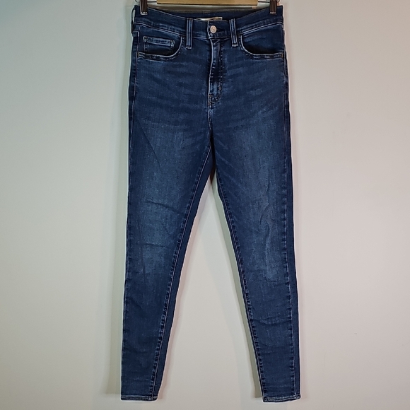 Levi's 720 Women's 28x30 High Rise Dark Blue Skinny Jeans - Picture 1 of 10